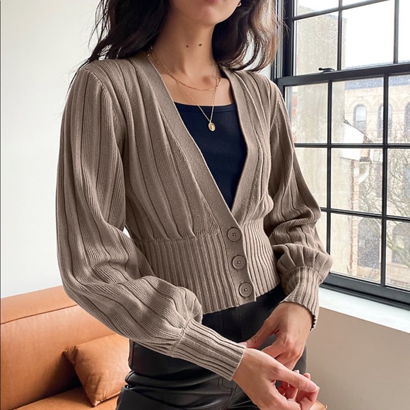 aritzia plunge cardigan